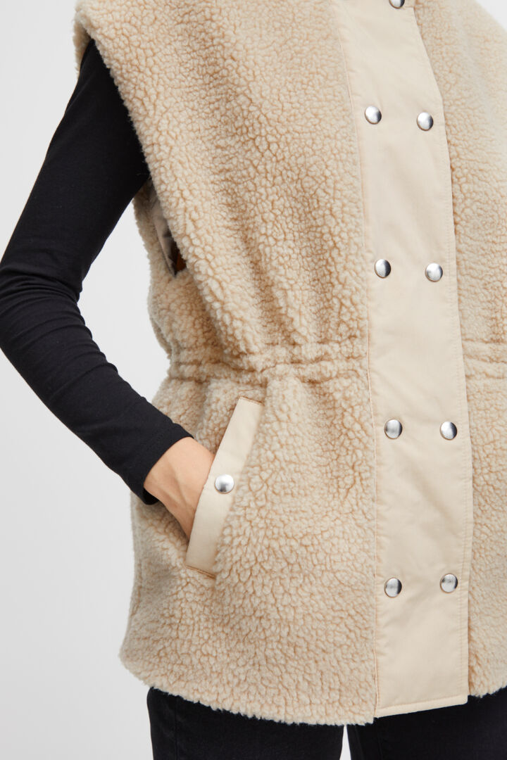 Bycotty Waistcoat - Cement