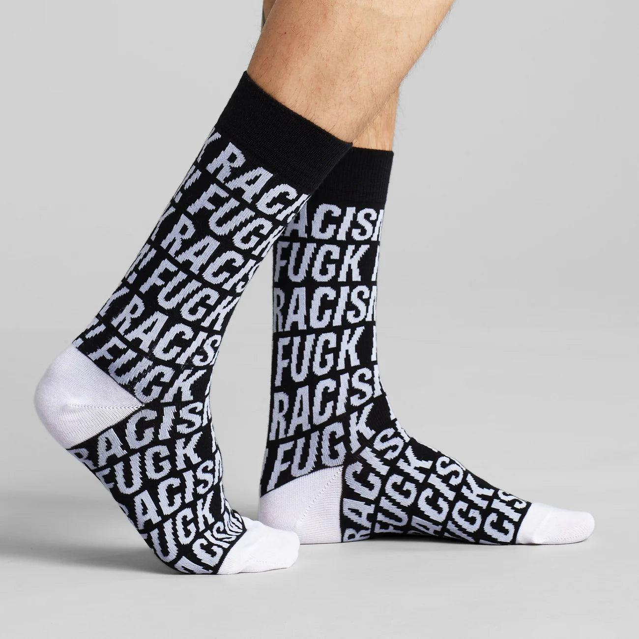 Socks Sigtuna Fuck Racism Pattern - Black